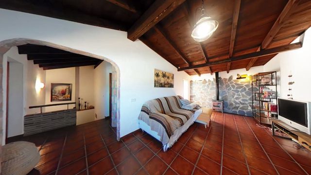 4 sypialnia Finka/Dom wiejski na sprzedaż w Almayate, Vélez-Málaga z garażem - 598 000 € (Ref: 8383020)