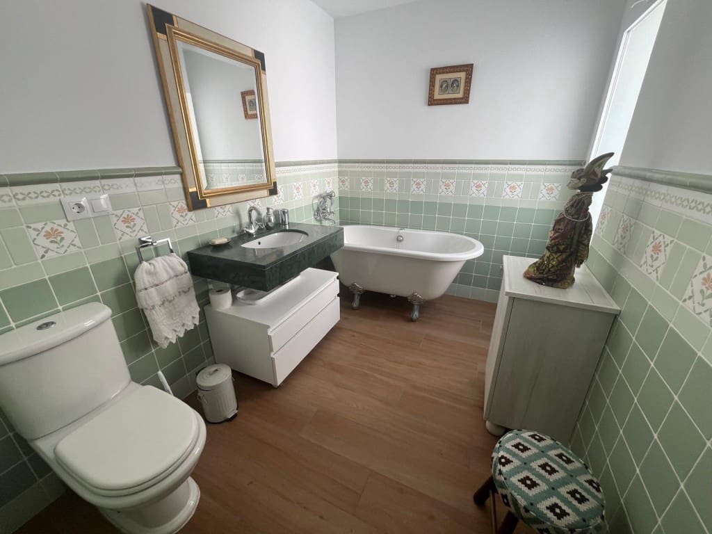 2 soveværelse Villa til salg i Lagos - € 450.000 (Ref: 8419286)