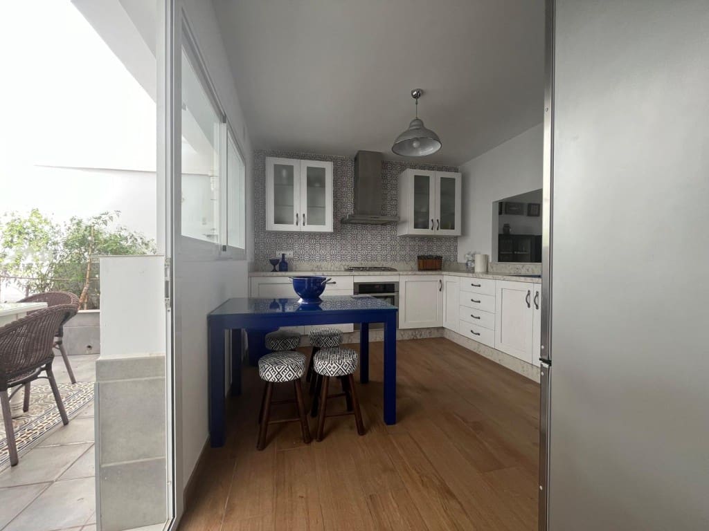 2 soveværelse Villa til salg i Lagos - € 450.000 (Ref: 8419286)