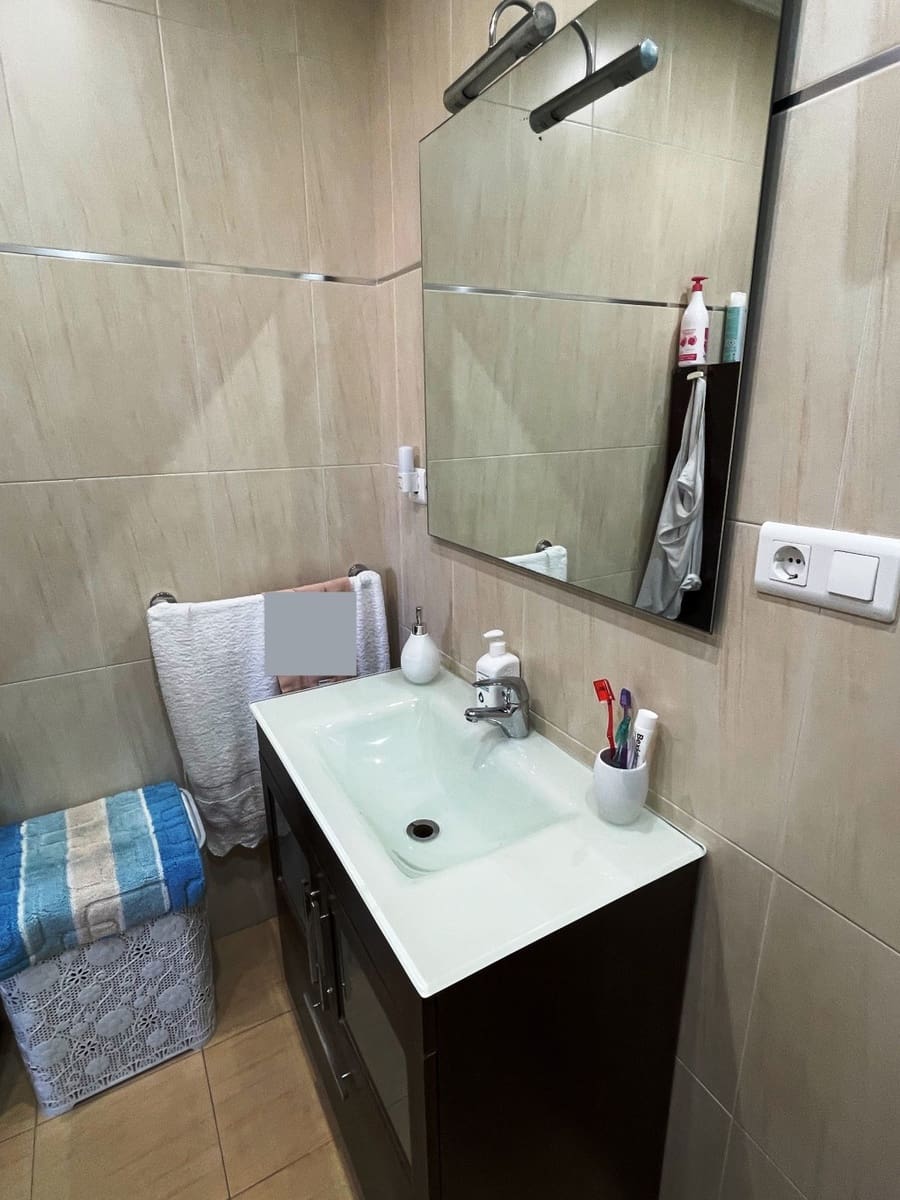 4 sypialnia Willa na sprzedaż w Velez-Malaga - 215 000 € (Ref: 8440276)