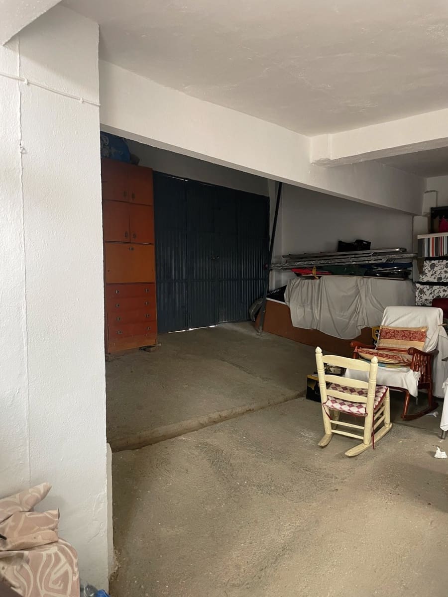 4 sypialnia Willa na sprzedaż w Velez-Malaga - 215 000 € (Ref: 8440276)