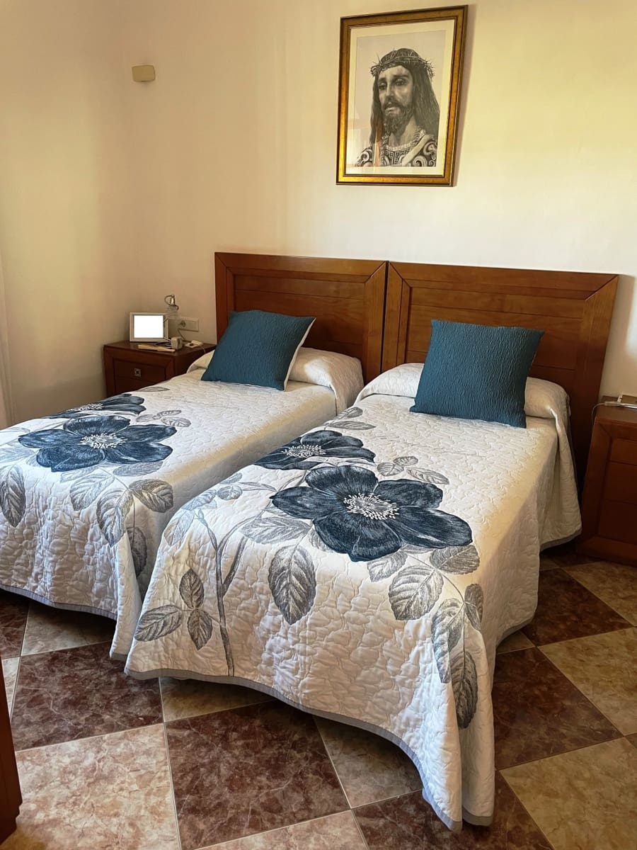 4 sypialnia Willa na sprzedaż w Velez-Malaga - 215 000 € (Ref: 8440276)