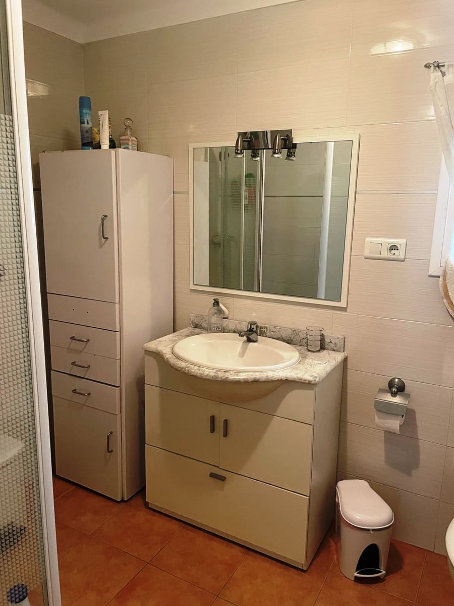 4 sypialnia Willa na sprzedaż w Velez-Malaga - 215 000 € (Ref: 8440276)