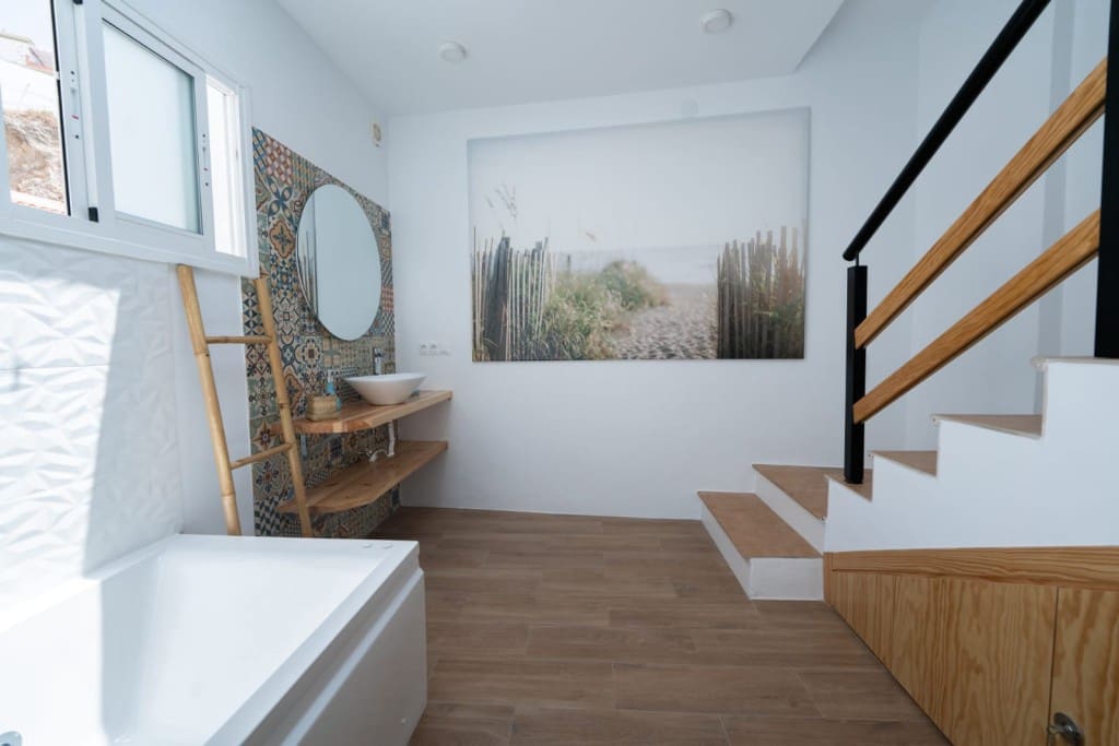 4 soveværelse Villa til salg i Competa - € 295.000 (Ref: 8469987)