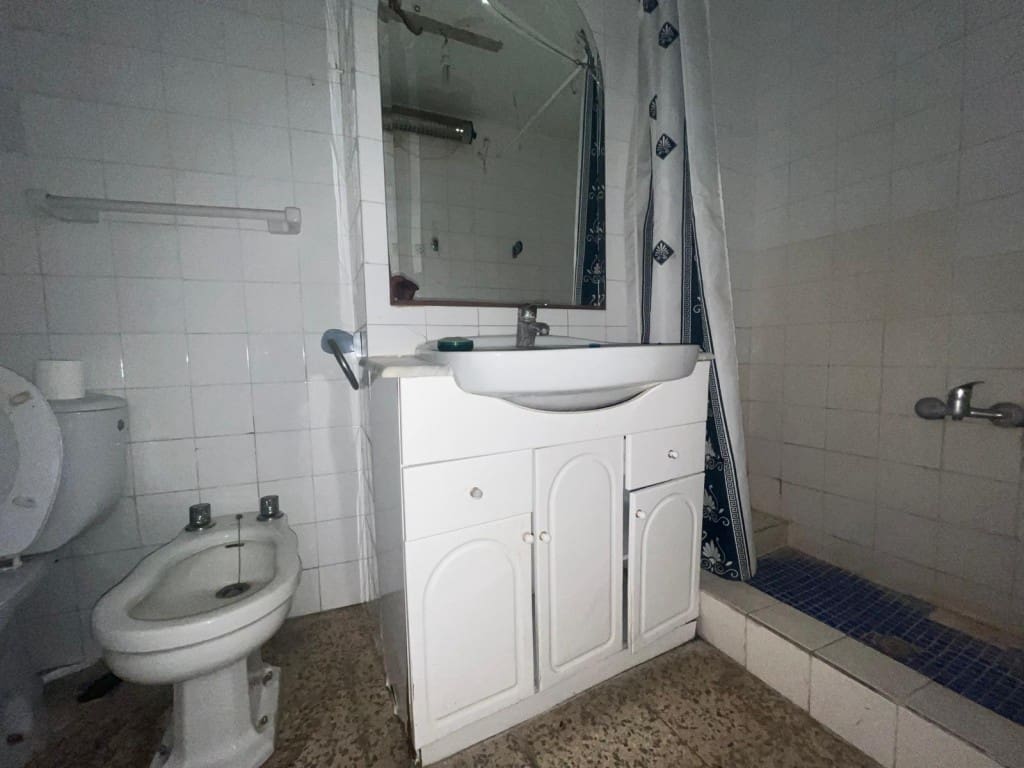 7 soveværelse Byhus til salg i Competa - € 210.000 (Ref: 8546784)