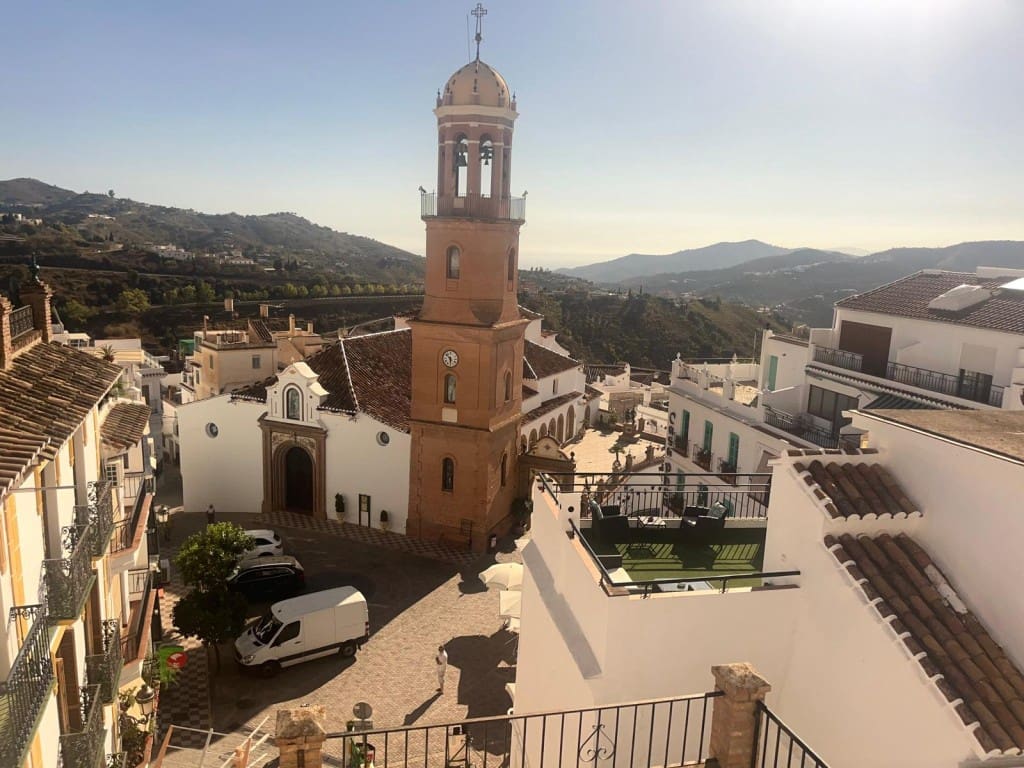 7 soveværelse Byhus til salg i Competa - € 210.000 (Ref: 8546784)