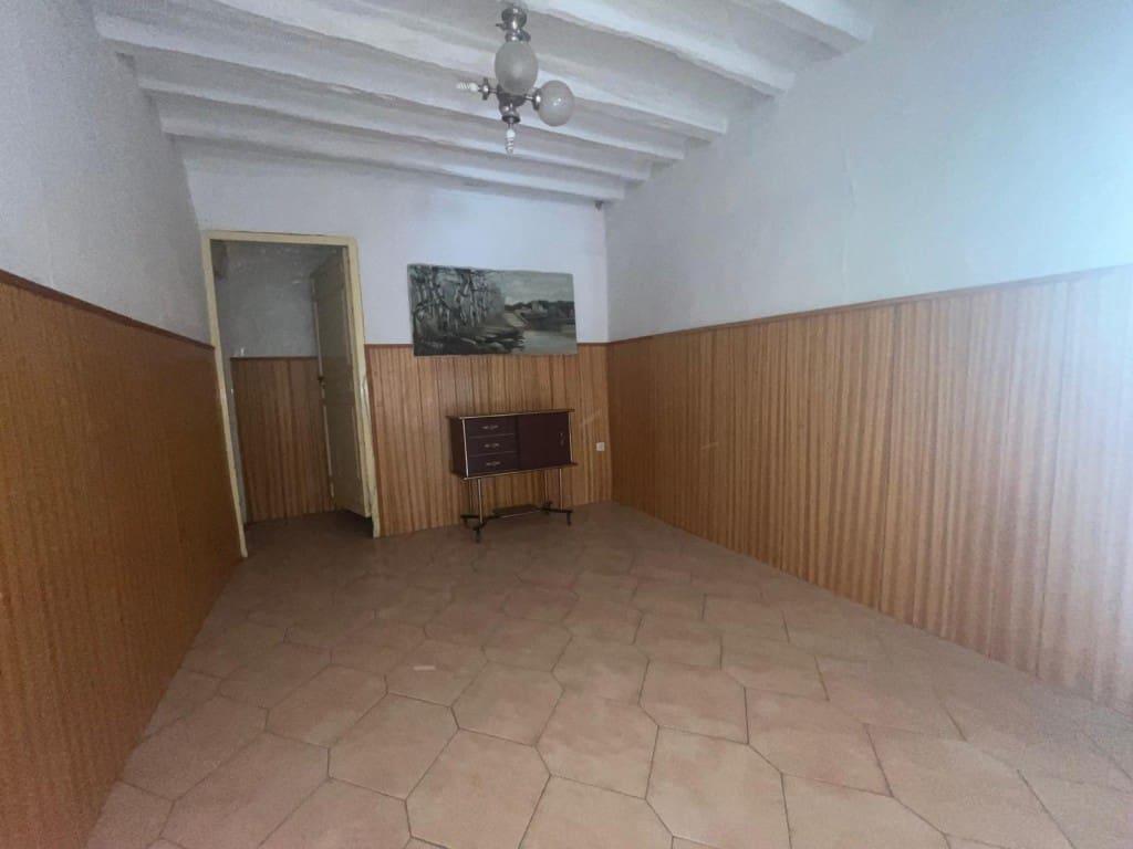 7 soveværelse Byhus til salg i Competa - € 210.000 (Ref: 8546784)