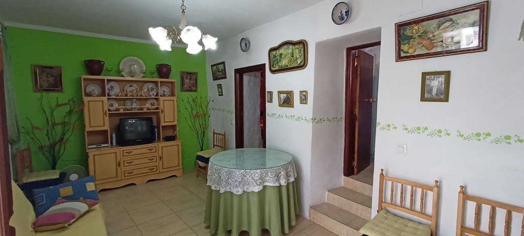 2 soveværelse Byhus til salg i Salares - € 100.000 (Ref: 8554053)