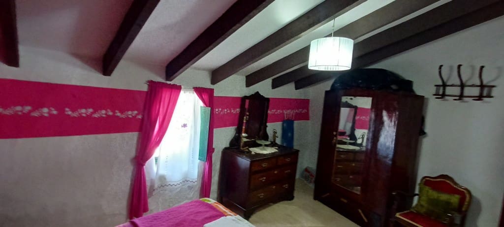 2 soveværelse Byhus til salg i Salares - € 100.000 (Ref: 8554053)