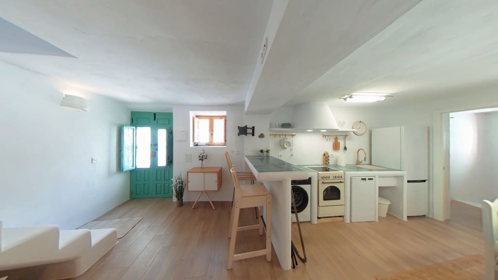 4 soveværelse Byhus til salg i Salares - € 170.000 (Ref: 8681979)