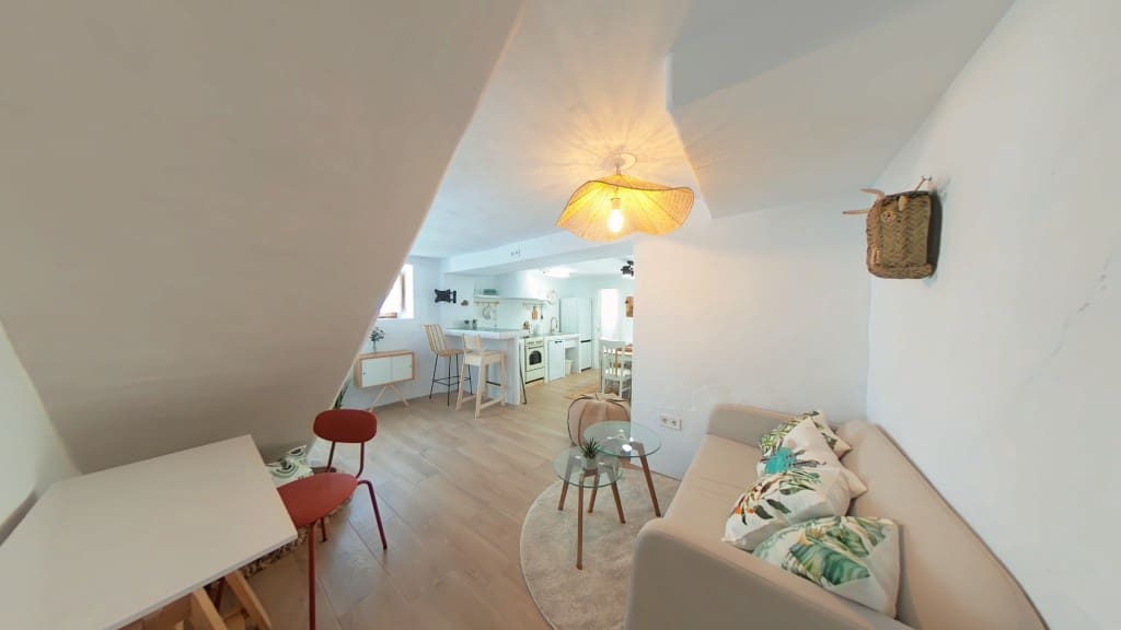 4 soveværelse Byhus til salg i Salares - € 170.000 (Ref: 8681979)