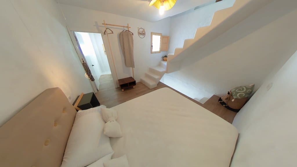 4 soveværelse Byhus til salg i Salares - € 170.000 (Ref: 8681979)