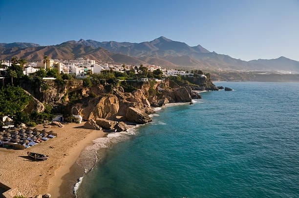 Commercial for sale in Nerja - € 110,000 (Ref: 8854489)