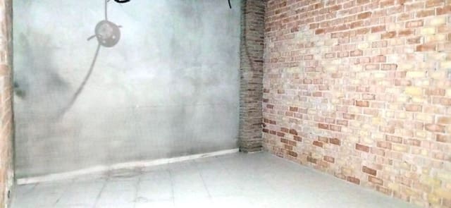 Kommersiell til salgs i Nerja - € 110 000 (Ref: 8854489)