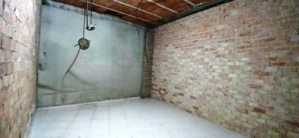 Commercial for sale in Nerja - € 110,000 (Ref: 8854489)