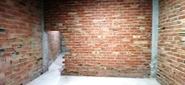 Kommersiell til salgs i Nerja - € 110 000 (Ref: 8854489)