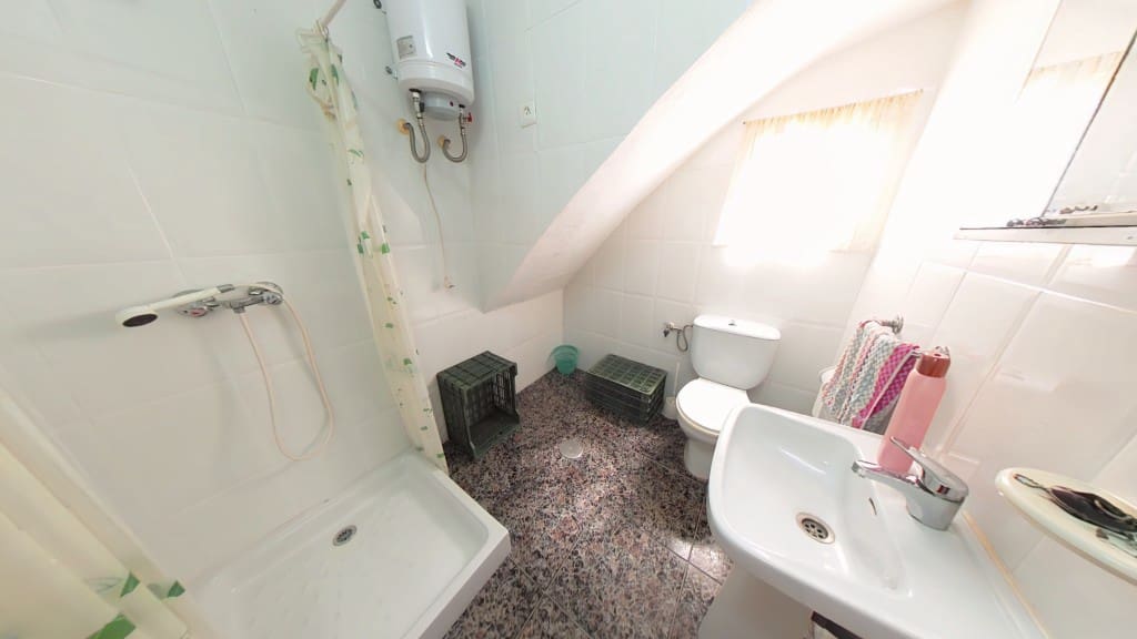 6 bedroom Townhouse for sale in Algarrobo - € 255,000 (Ref: 9016782)