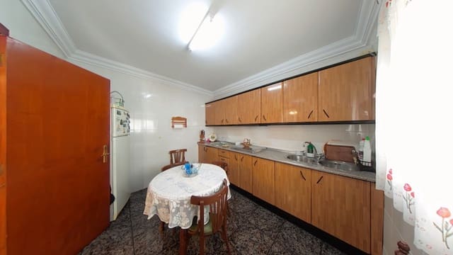 6 soveværelse Byhus til salg i Algarrobo - € 255.000 (Ref: 9016782)