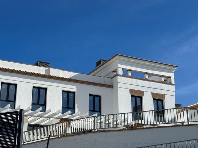 2 soverom Hus til salgs i Torrox-Costa, Torrox med svømmebasseng garasje - € 318 000 (Ref: 9037682)