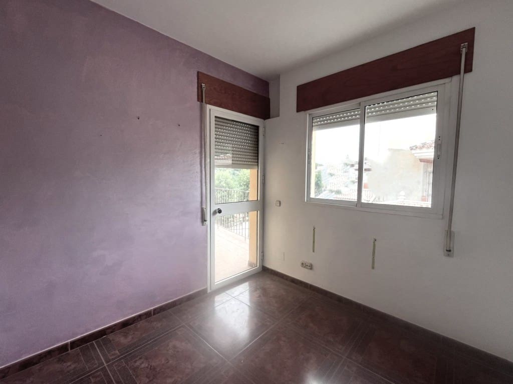 3 bedroom Villa for sale in Algarrobo with garage - € 265,000 (Ref: 9096011)