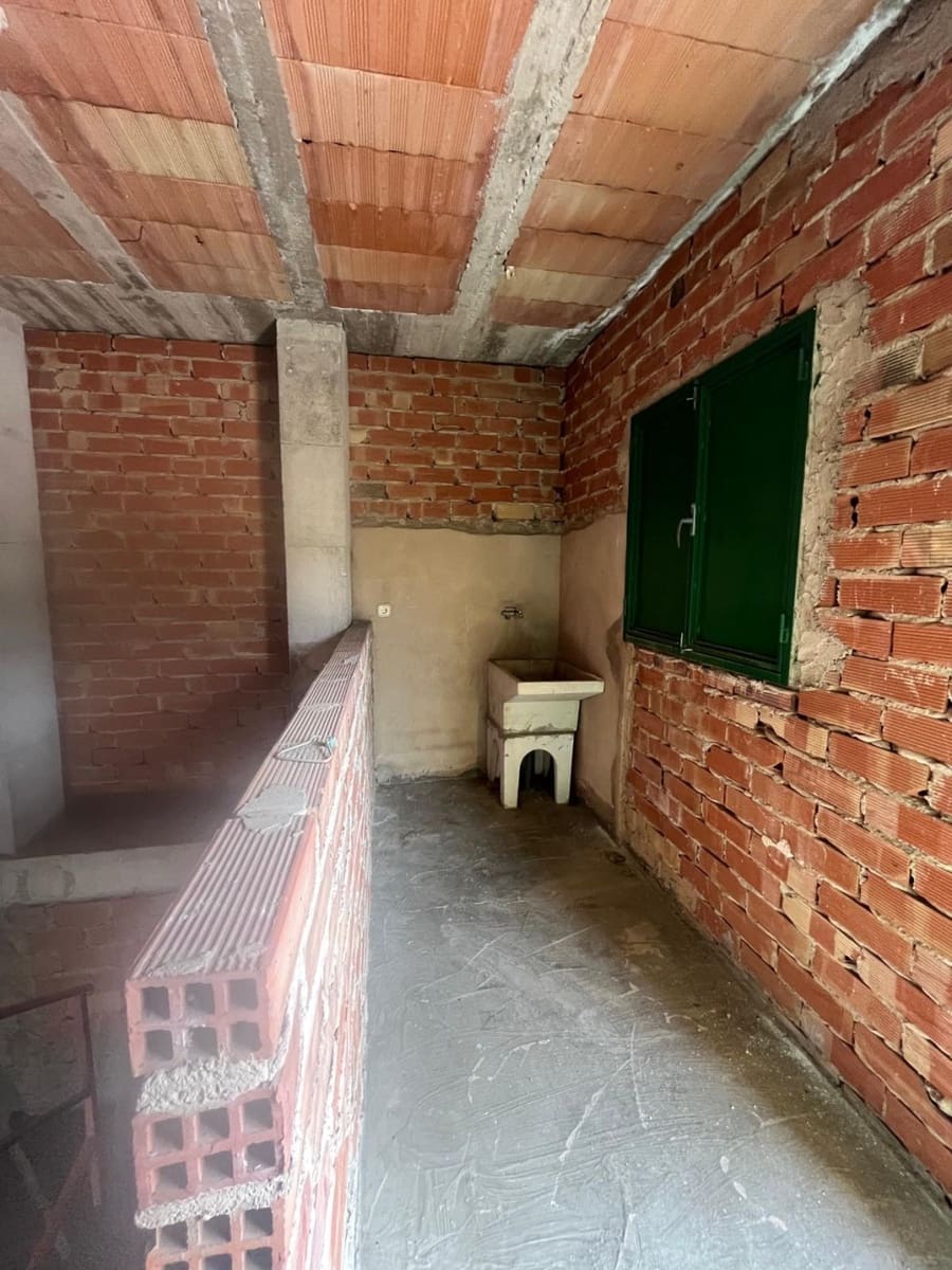 3 bedroom Villa for sale in Algarrobo with garage - € 265,000 (Ref: 9096011)