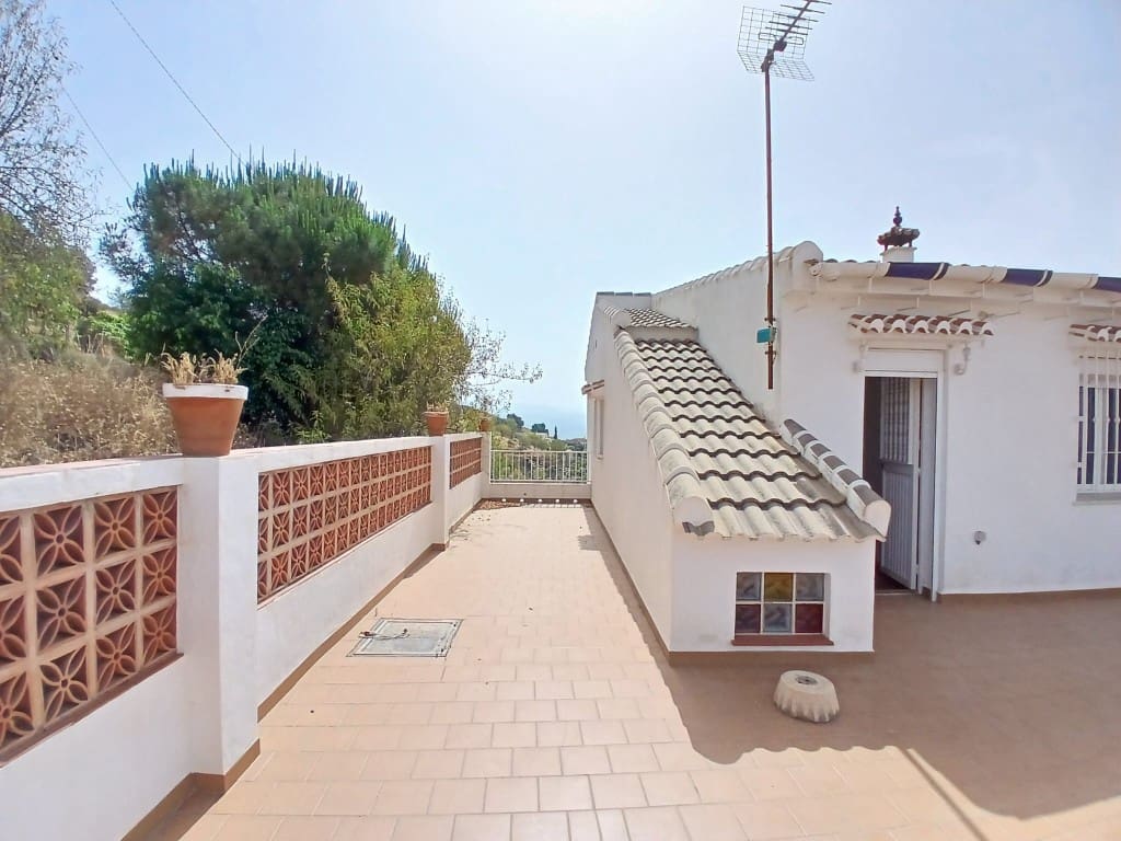 4 soveværelse Finca/Landehus til salg i Vinuela - € 344.600 (Ref: 9106358)
