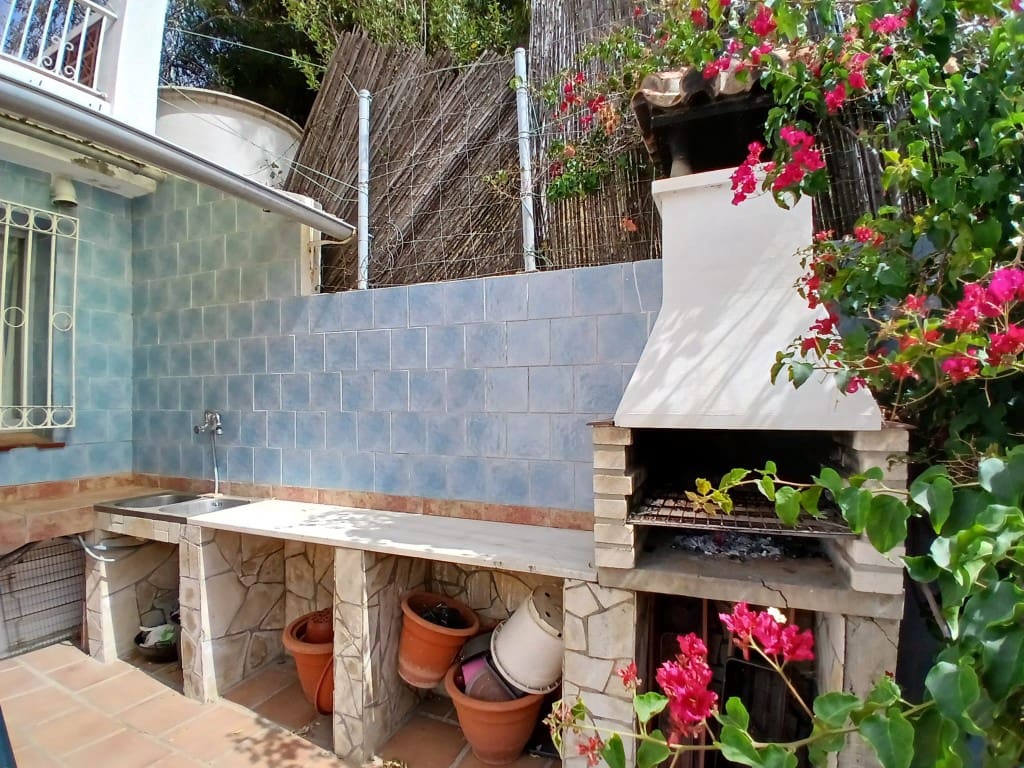 4 soveværelse Finca/Landehus til salg i Vinuela - € 344.600 (Ref: 9106358)