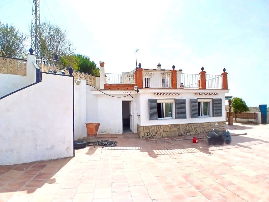 4 soveværelse Finca/Landehus til salg i Vinuela - € 344.600 (Ref: 9106358)