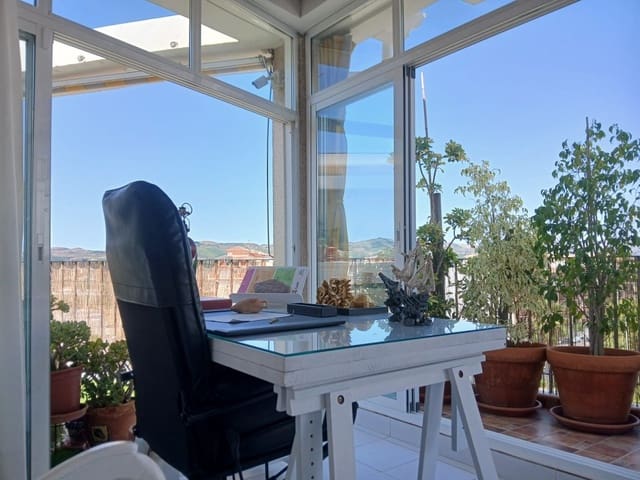 3 slaapkamer Penthouse te koop in Vélez-Málaga met garage - € 398.000 (Ref: 9108512)