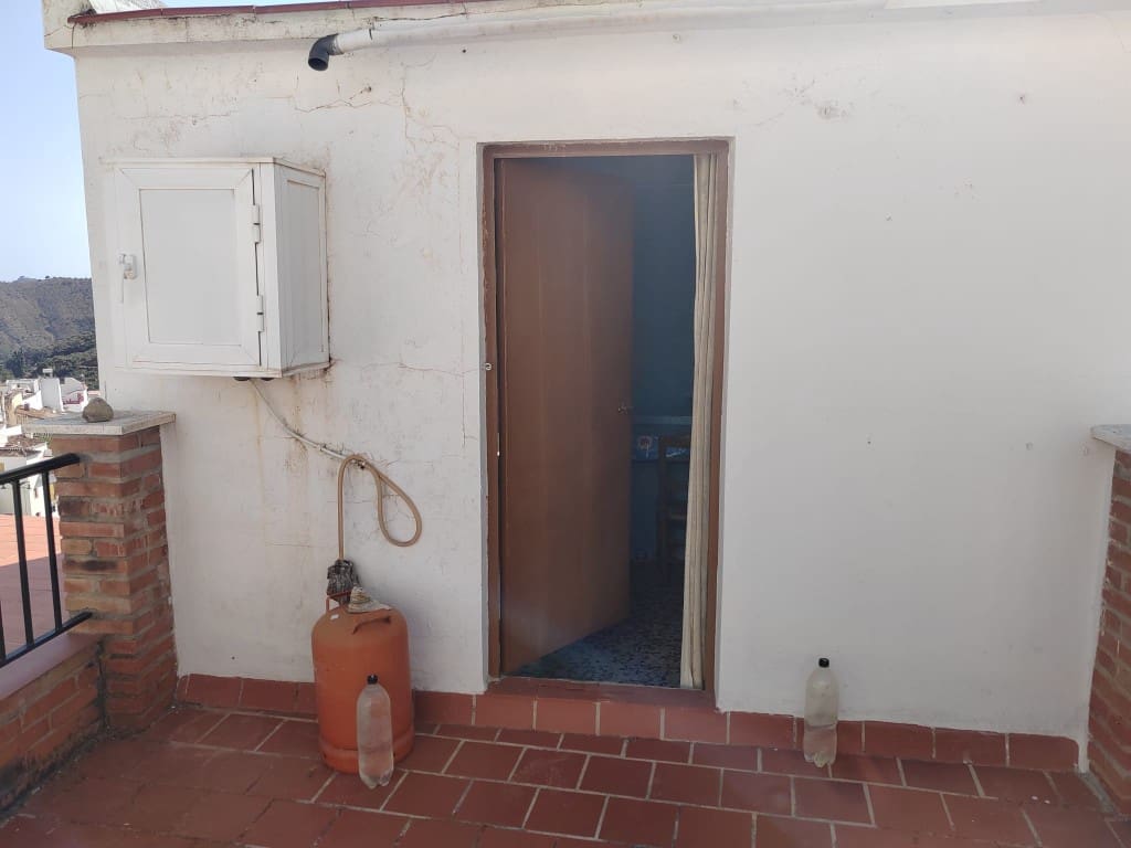 2 soveværelse Byhus til salg i Salares - € 66.000 (Ref: 9126641)