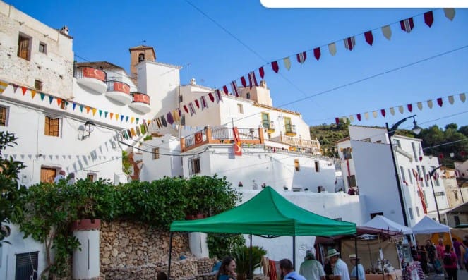 2 soveværelse Byhus til salg i Salares - € 66.000 (Ref: 9126641)