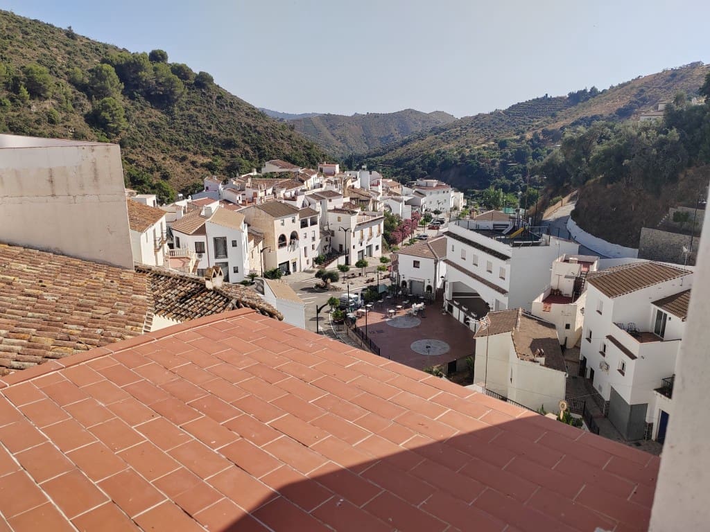 2 soveværelse Byhus til salg i Salares - € 66.000 (Ref: 9126641)