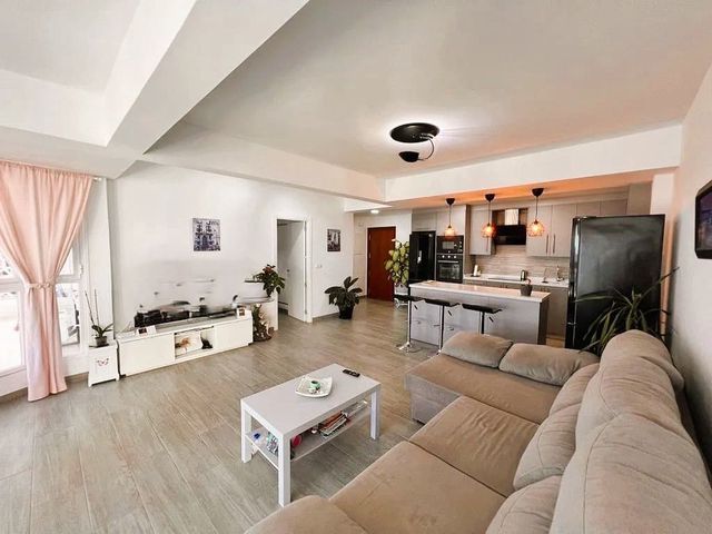 2 makuuhuone Huoneisto myytävänä paikassa Torrox-Costa, Torrox mukana uima-altaan - 293 000 € (Ref: 9148989)