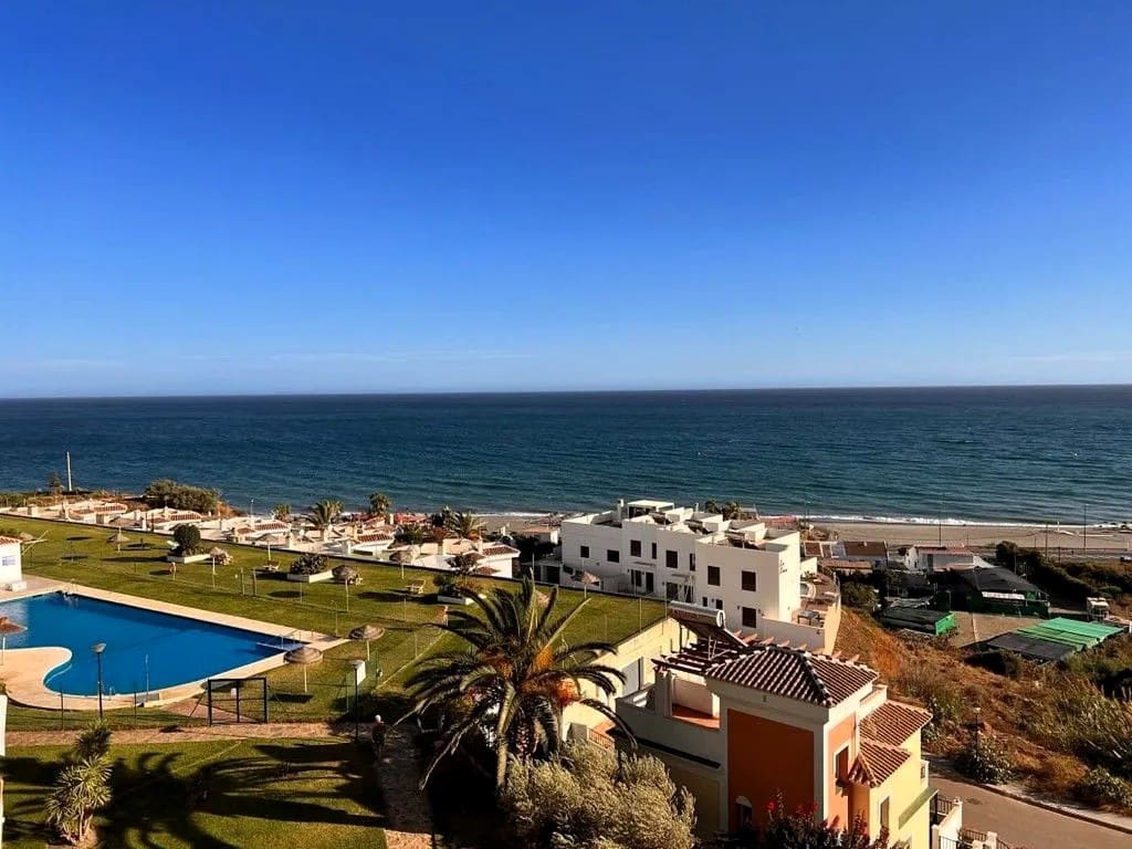 2 makuuhuone Huoneisto myytävänä paikassa Torrox-Costa mukana uima-altaan - 293 000 € (Ref: 9148989)