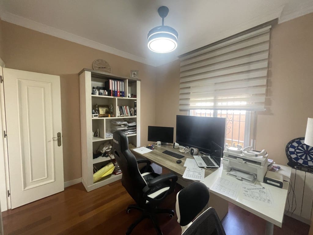 4 soveværelse Villa til salg i Velez-Malaga med swimmingpool - € 650.000 (Ref: 9160854)