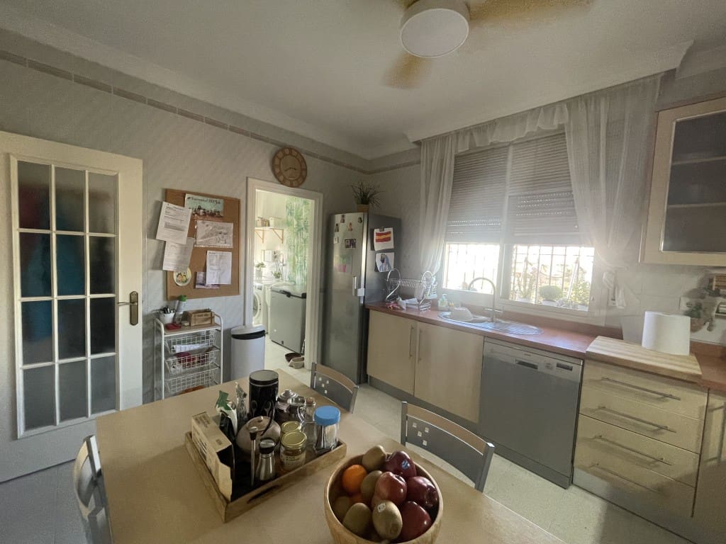 4 soveværelse Villa til salg i Velez-Malaga med swimmingpool - € 650.000 (Ref: 9160854)