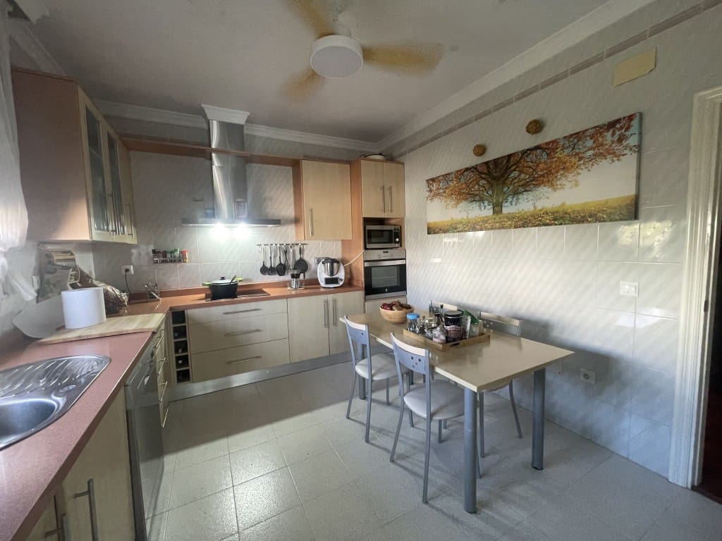 4 soveværelse Villa til salg i Velez-Malaga med swimmingpool - € 650.000 (Ref: 9160854)