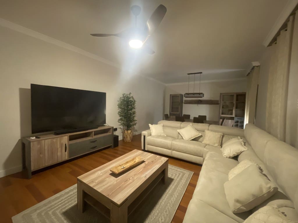 4 soveværelse Villa til salg i Velez-Malaga med swimmingpool - € 650.000 (Ref: 9160854)