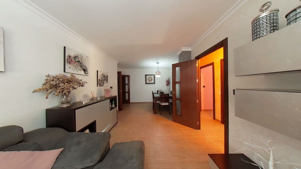 3 soveværelse Lejlighed til salg i Caleta de Velez - € 295.000 (Ref: 9185438)