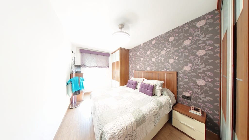 3 soveværelse Lejlighed til salg i Caleta de Velez - € 295.000 (Ref: 9185438)