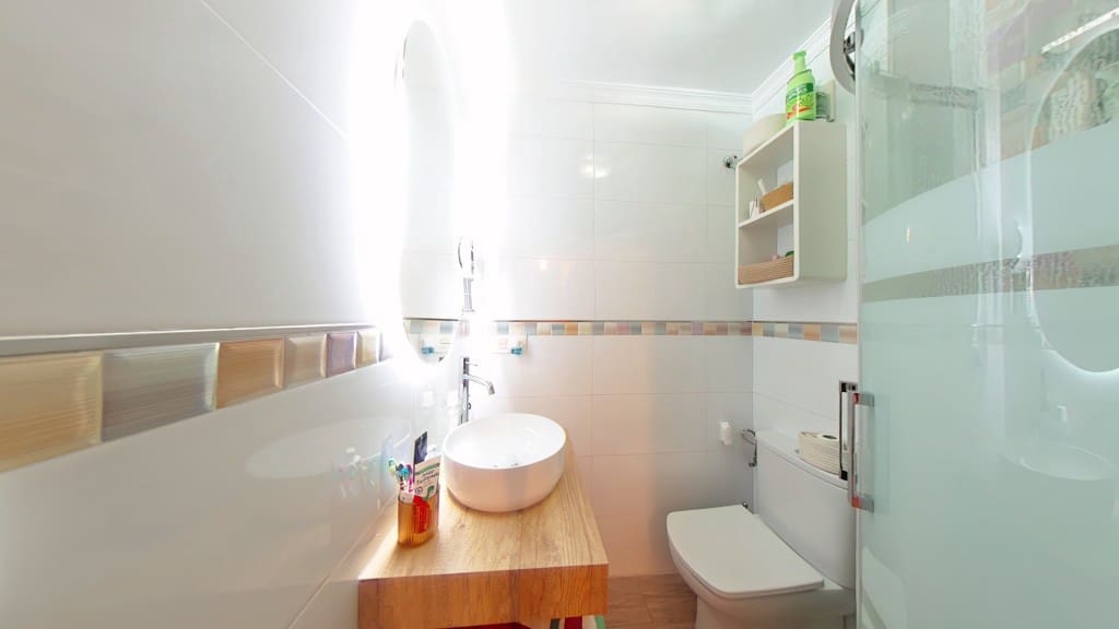 3 soveværelse Lejlighed til salg i Caleta de Velez - € 295.000 (Ref: 9185438)