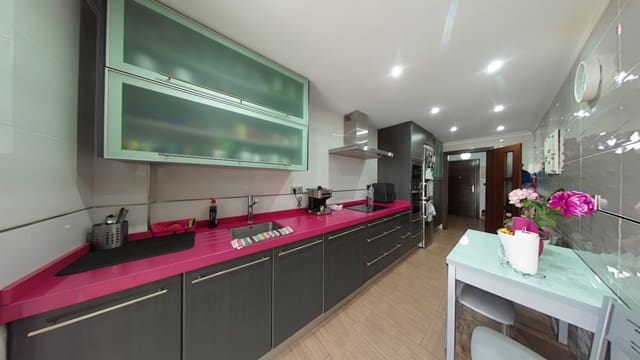 3 soverom Leilighet til salgs i Caleta de Vélez, Vélez-Málaga - € 295 000 (Ref: 9185438)