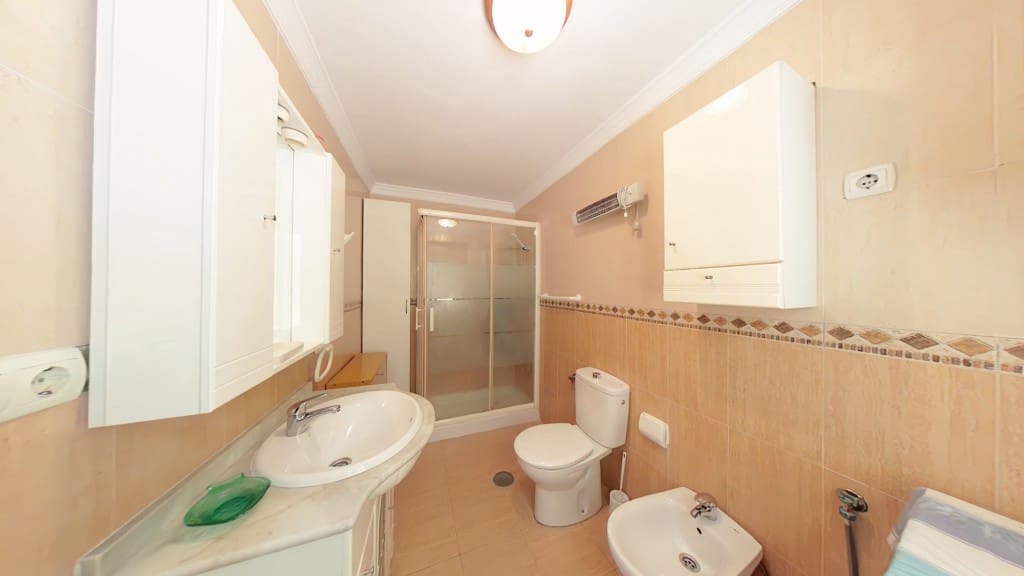 4 sovrum Hus till salu i Torrox - 210 000 € (Ref: 9190914)