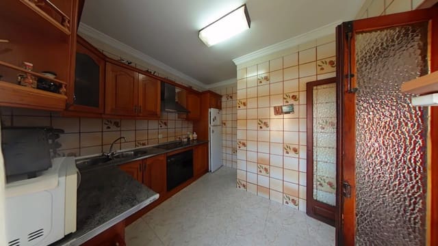 4 slaapkamer Huis te koop in Torrox - € 210.000 (Ref: 9190914)
