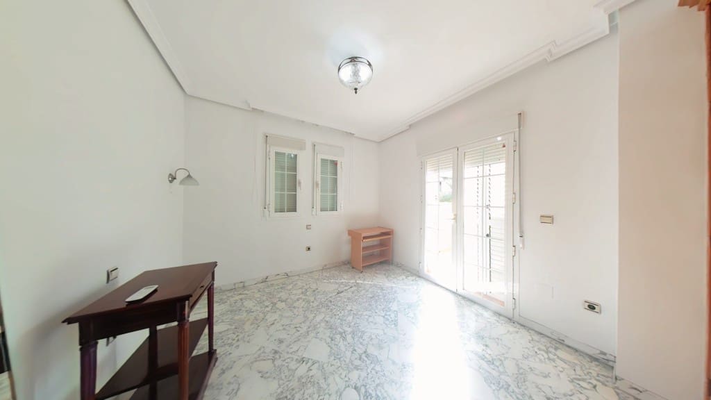 5 soverom Villa til salgs i Caleta de Velez med garasje - € 995 000 (Ref: 9248051)