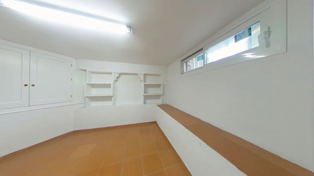 5 soverom Villa til salgs i Caleta de Velez med garasje - € 995 000 (Ref: 9248051)