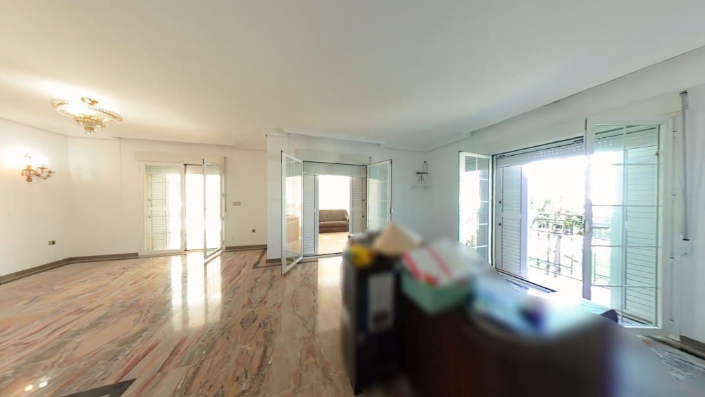 5 soverom Villa til salgs i Caleta de Velez med garasje - € 995 000 (Ref: 9248051)