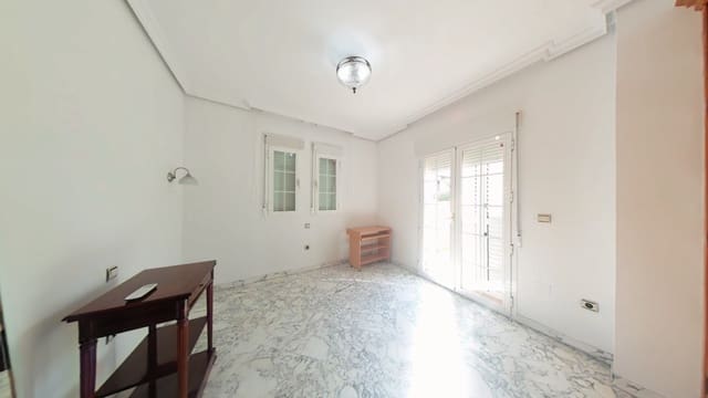 5 soverom Villa til salgs i Caleta de Vélez, Vélez-Málaga med garasje - € 995 000 (Ref: 9248051)