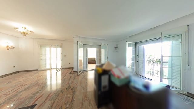 5 soverom Villa til salgs i Caleta de Vélez, Vélez-Málaga med garasje - € 995 000 (Ref: 9248051)