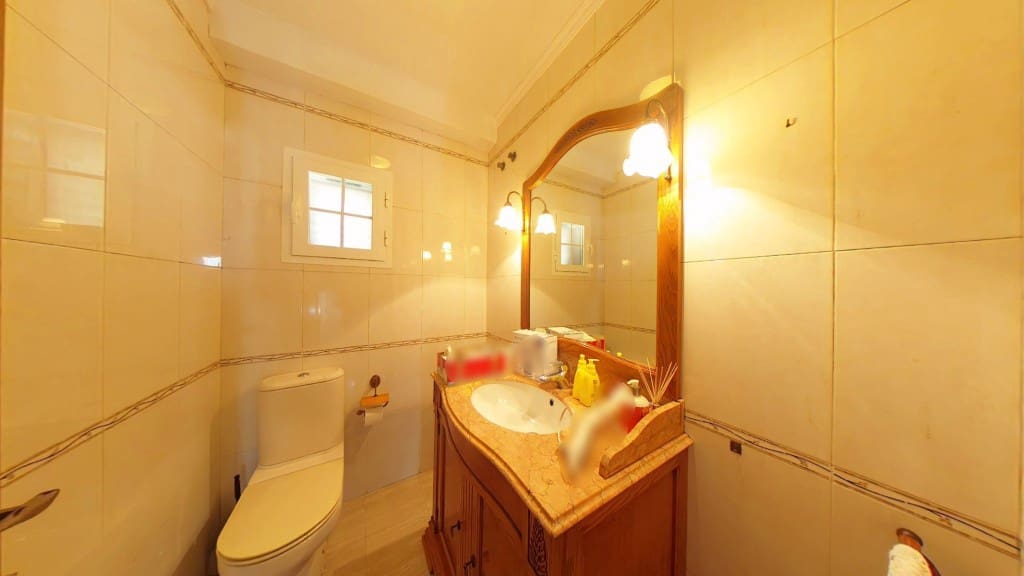 5 soverom Villa til salgs i Caleta de Velez med garasje - € 995 000 (Ref: 9248051)